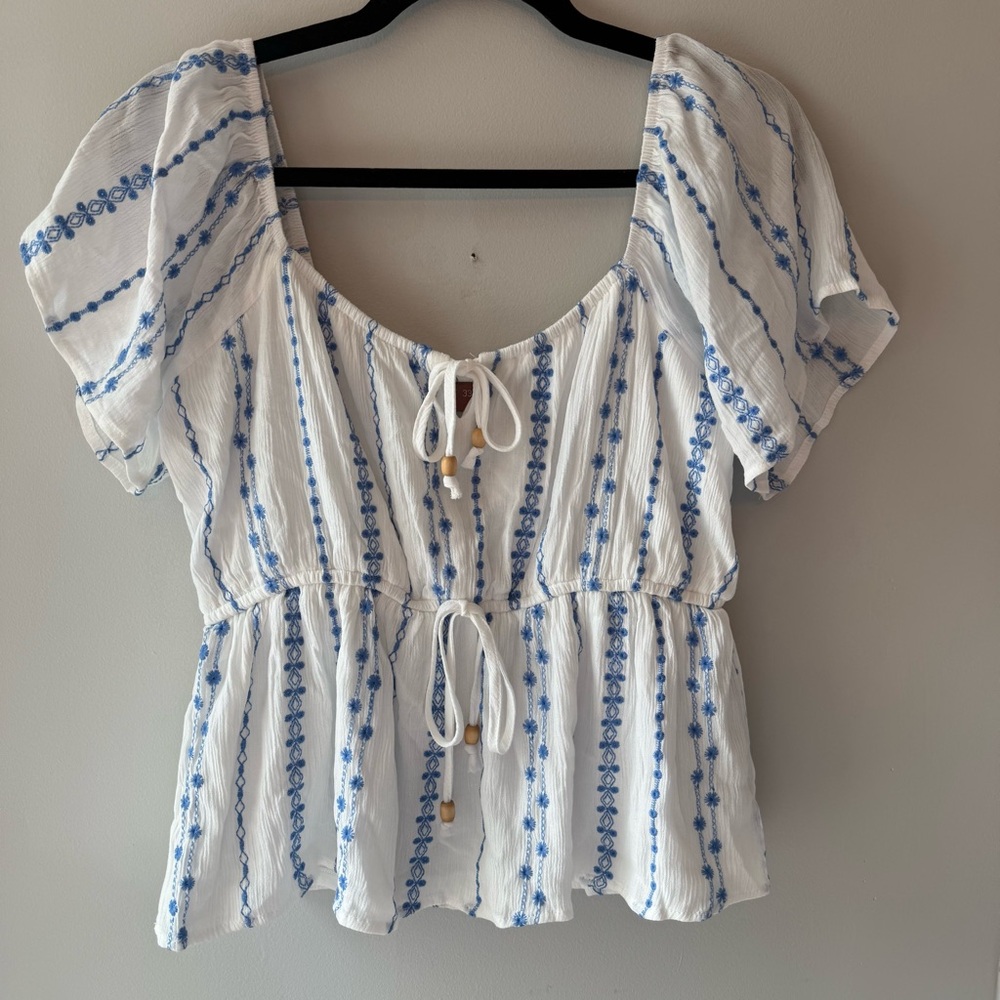 BUCKLE- 33 Costal -Women's White Peasant Blouse with Blue Embroidery #113